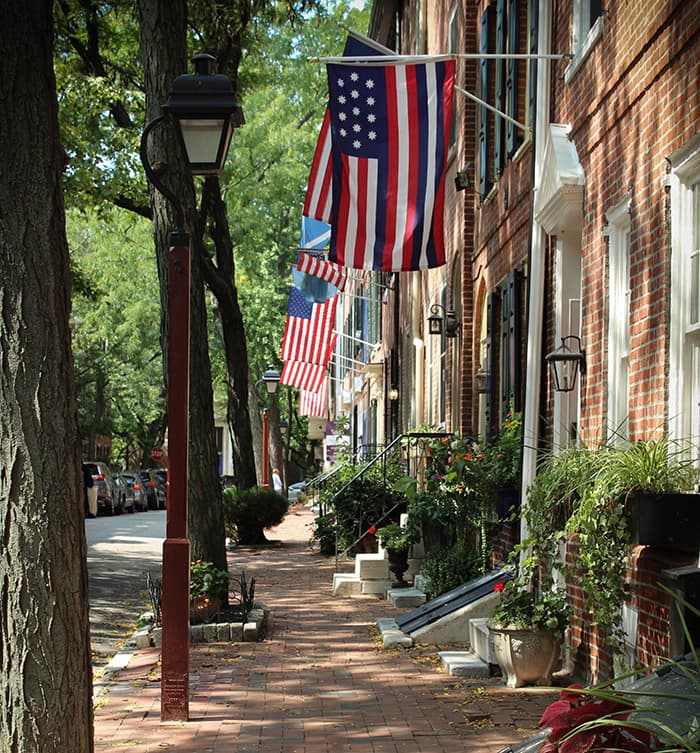 Philly-Row-Home-Flags