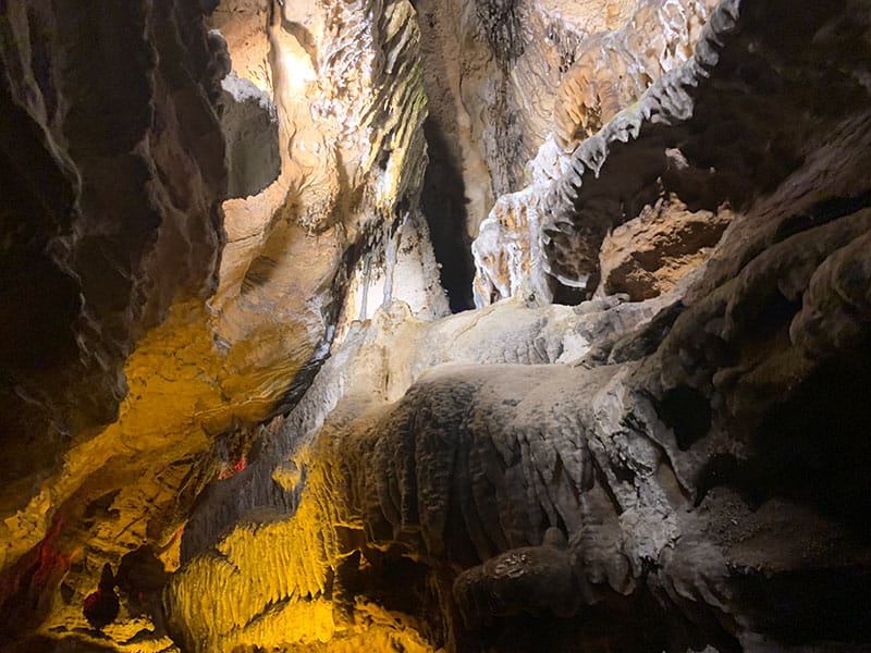 inside Ruby Falls Cave