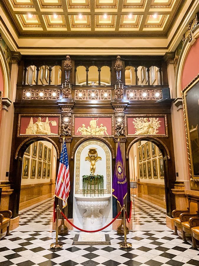 grand foyer of the Masonic Temple in Philadelphia