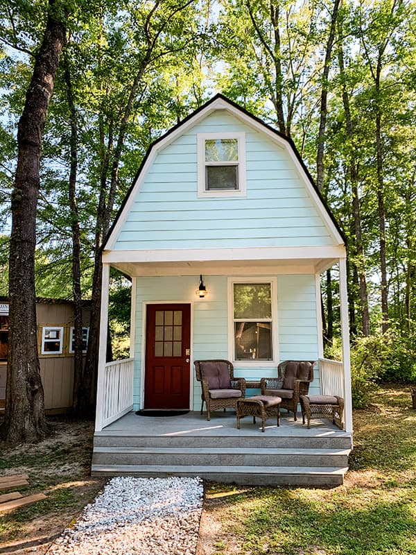 outside tiny house Airbnb