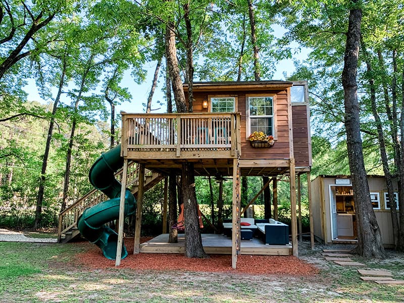 tiny house treehouse