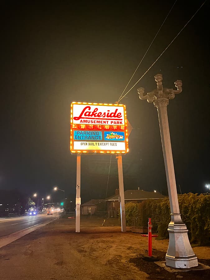 Lakeside Amusement Park sign