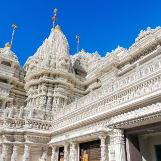 This is not in India…it’s in New Jersey! BAPS Swaminarayan Akshardham is located in Robinnsville, NJ and is the largest outside of India. All hand carved and absolutely beautiful!